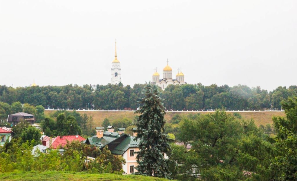 Вид на Владимир со спасского холма