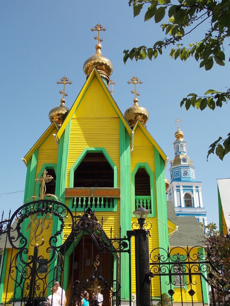 Два храма
