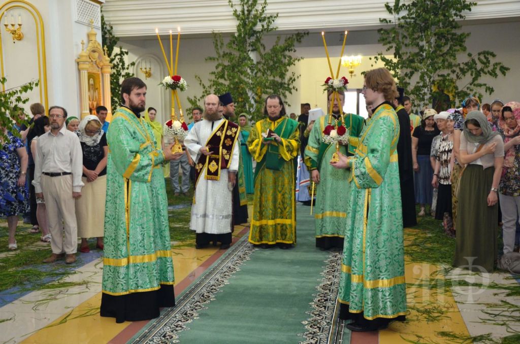 Проведение службы