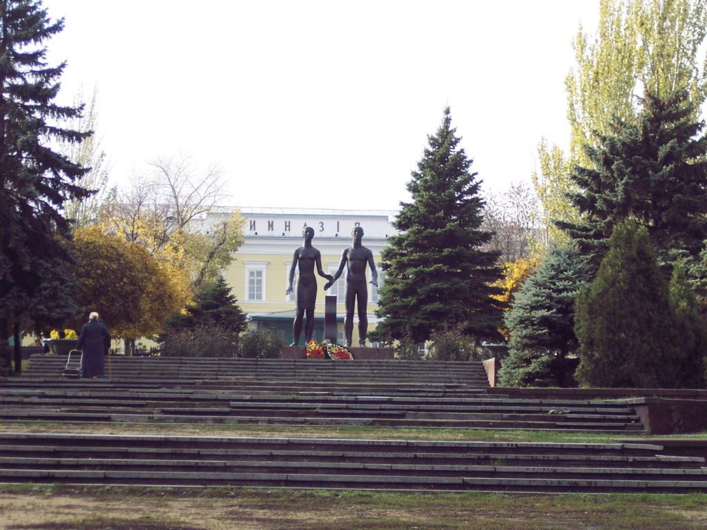 Памятник «Клятва юности»