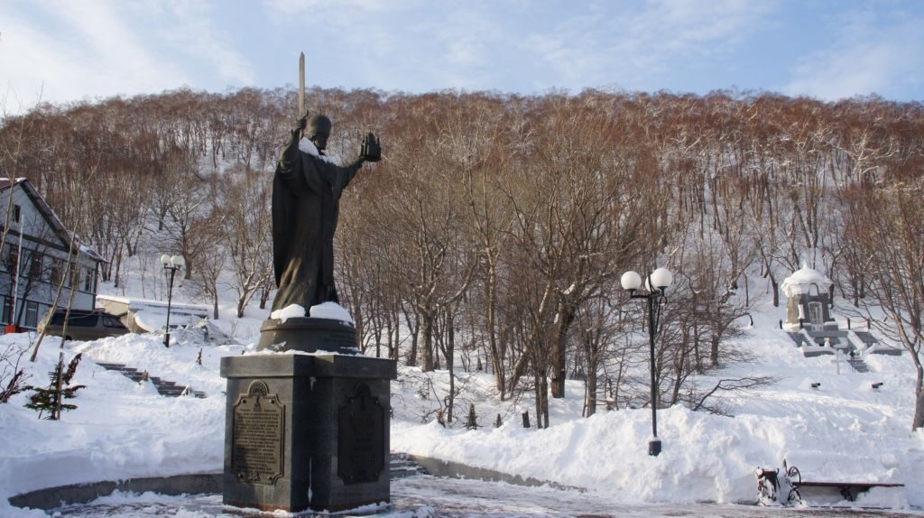 Памятник Николаю Чудотворцу
