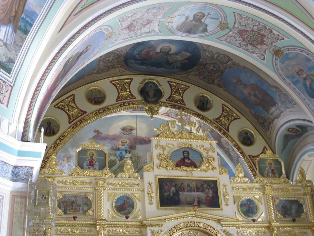 Покровский кафедральный собор в Барнауле