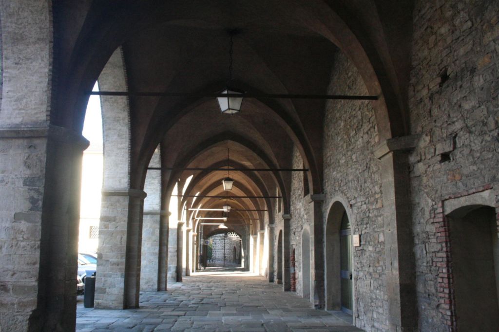 Цитадель, Piazza della Cittadella