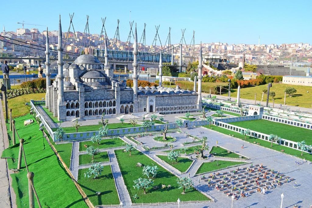 Парк Миниатюрк