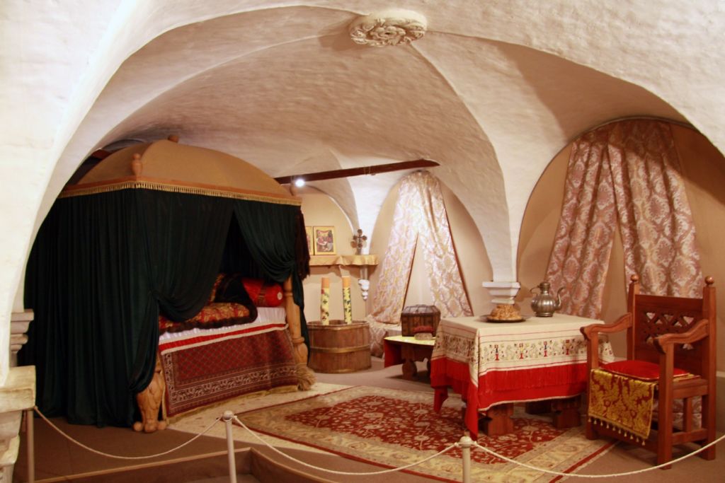 Экспозиция Сенник постельный