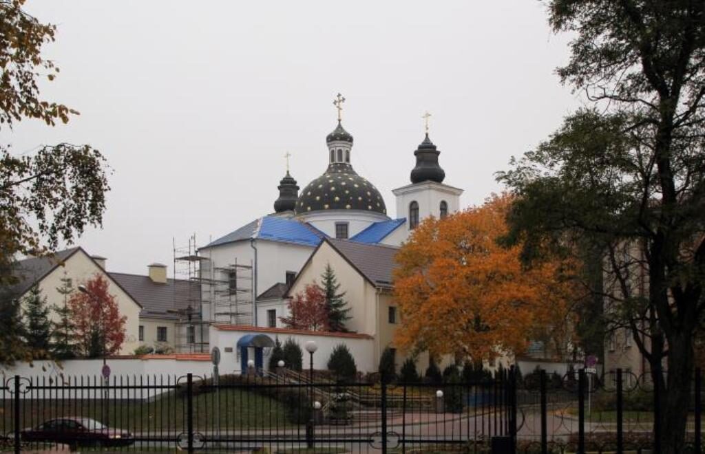 Комплекс монастыря представляет собой образец позднего барокко