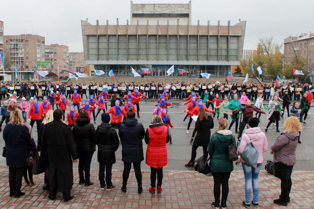 Театральная площадь
