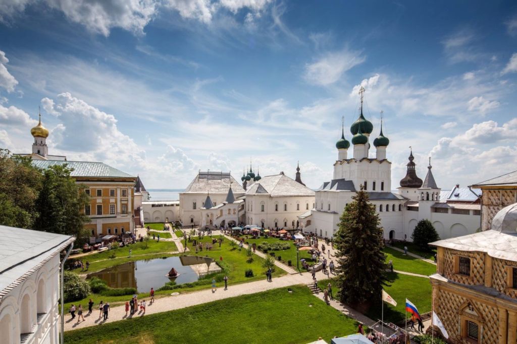 Двор Кремля