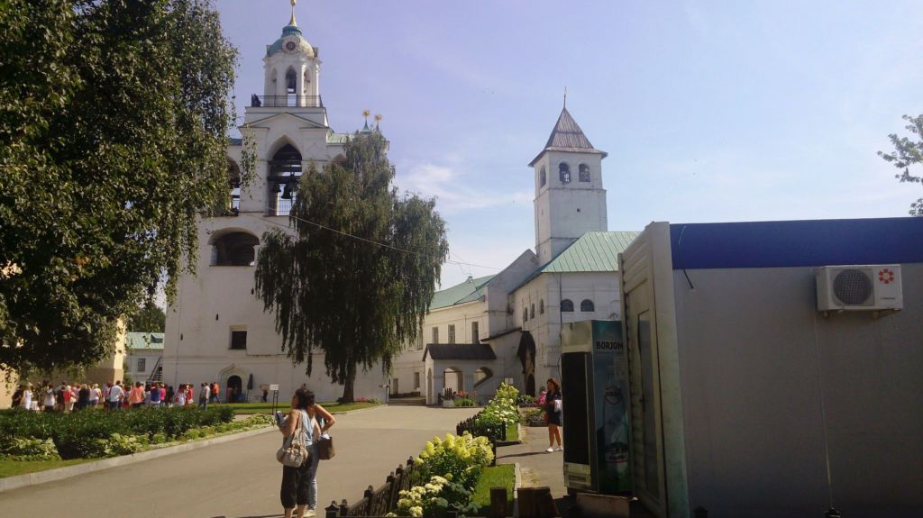 Дорога к храму