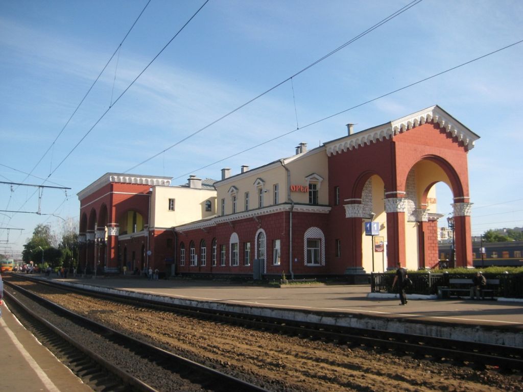Здание со стороны