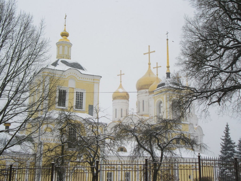 Церковь зимой
