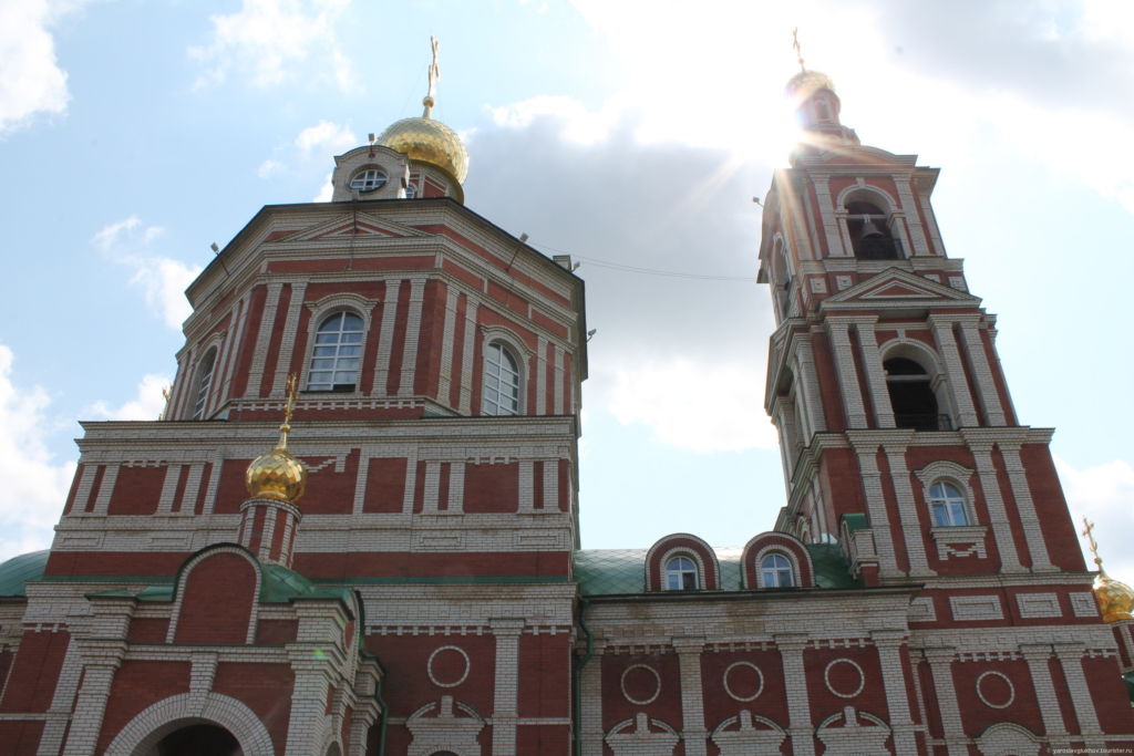 Башня и колокольня