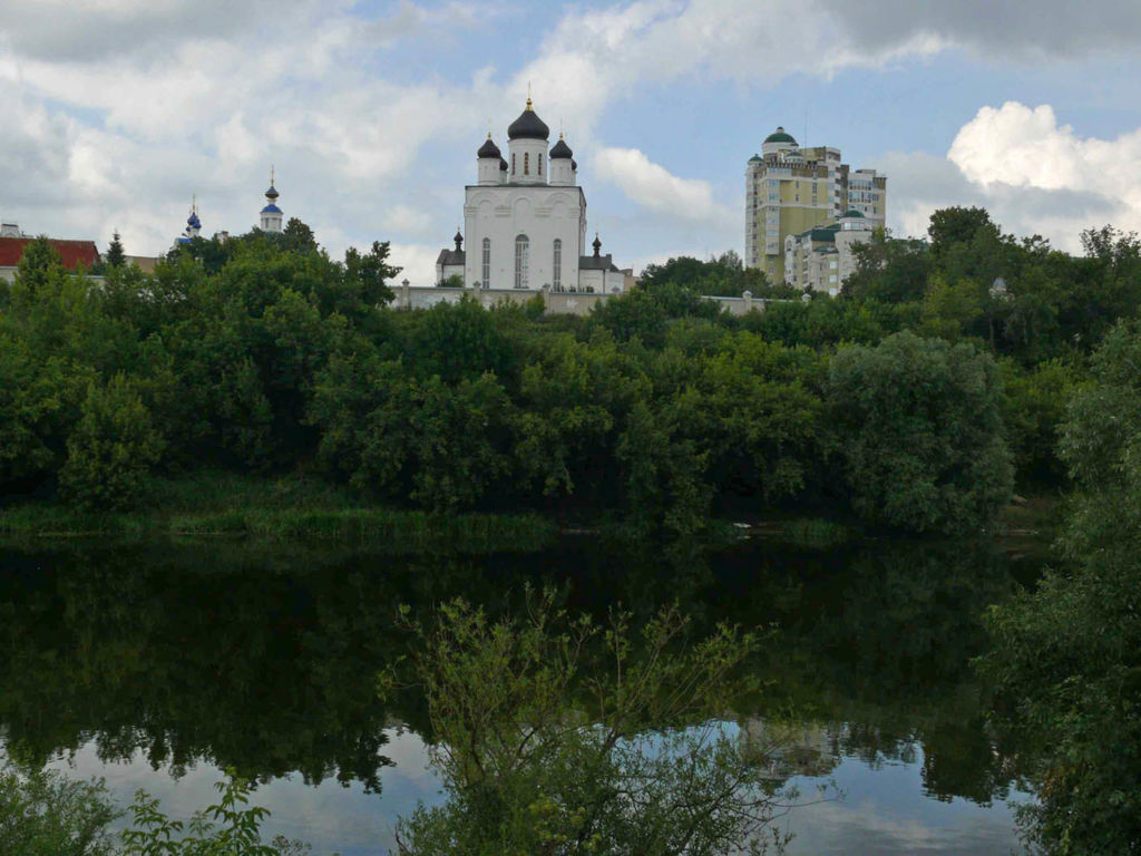 Вид издалека