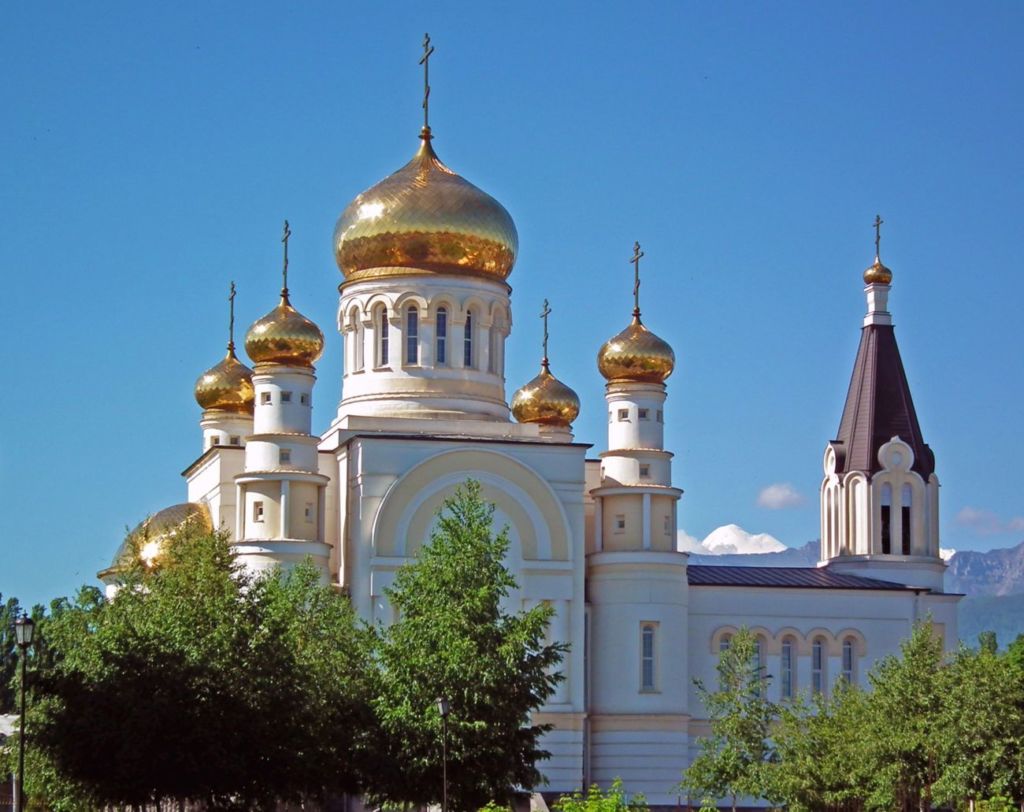 Золотые купола