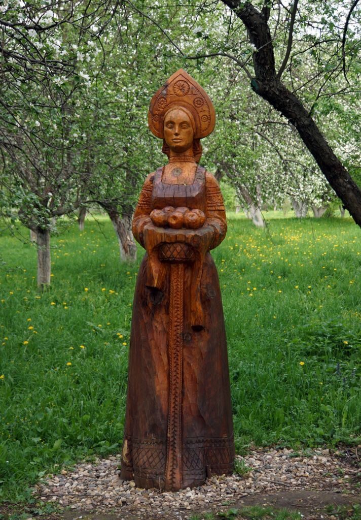 Красна девица
