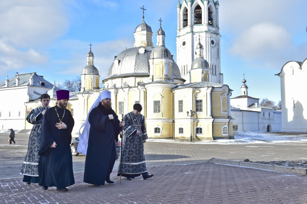 Передача в собственность Вологодской епархии