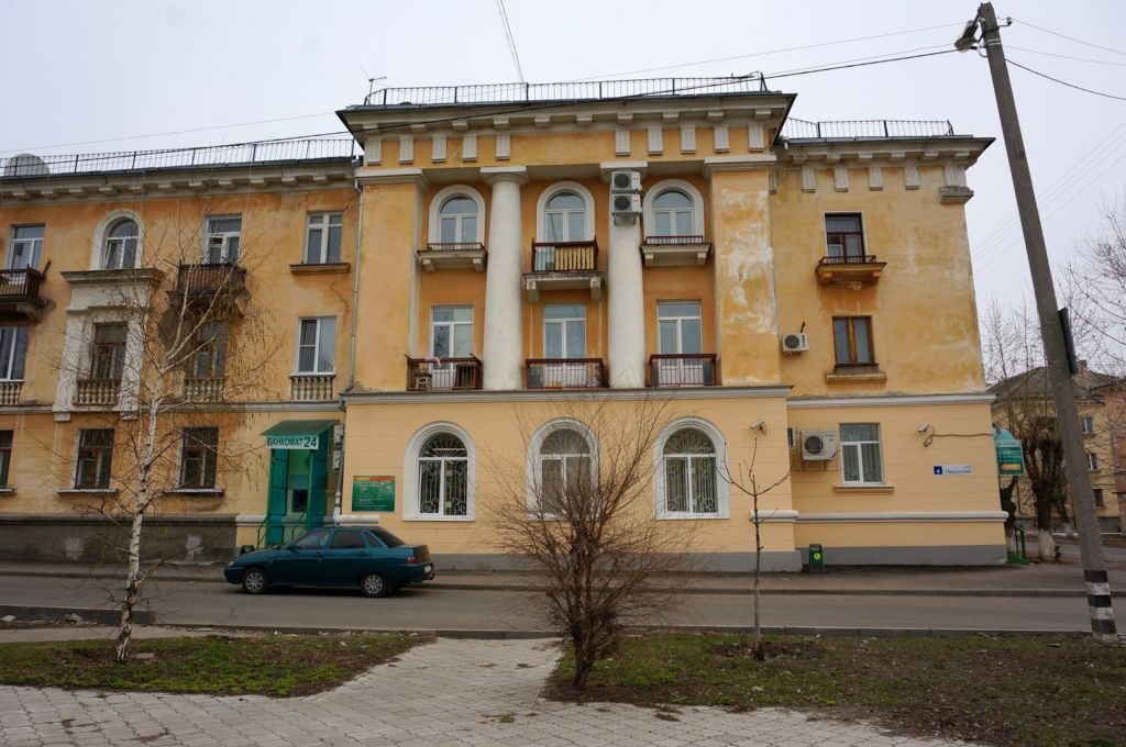 Старое здание