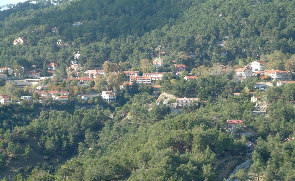 Деревня Платрес