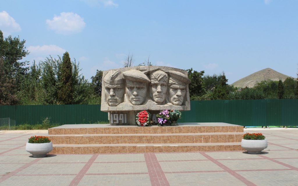 Памятник воинам Коктебельского десанта