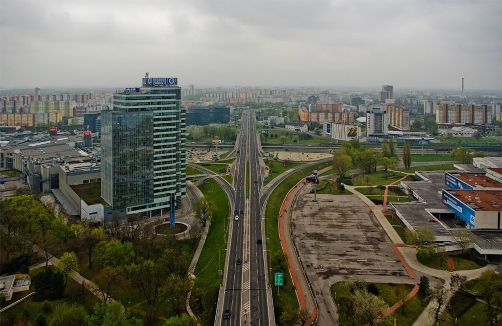 Новый район города на низком правом берегу Дуная