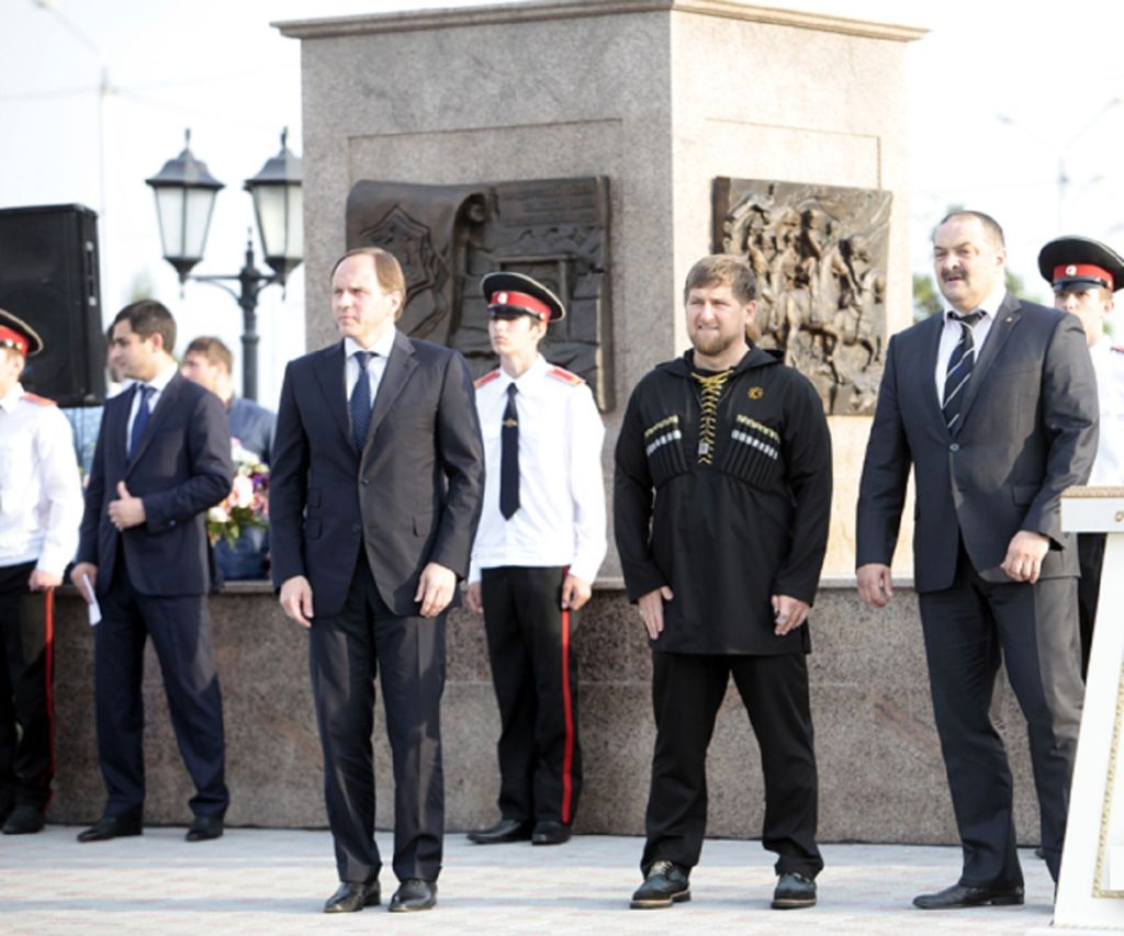 Возле стелы