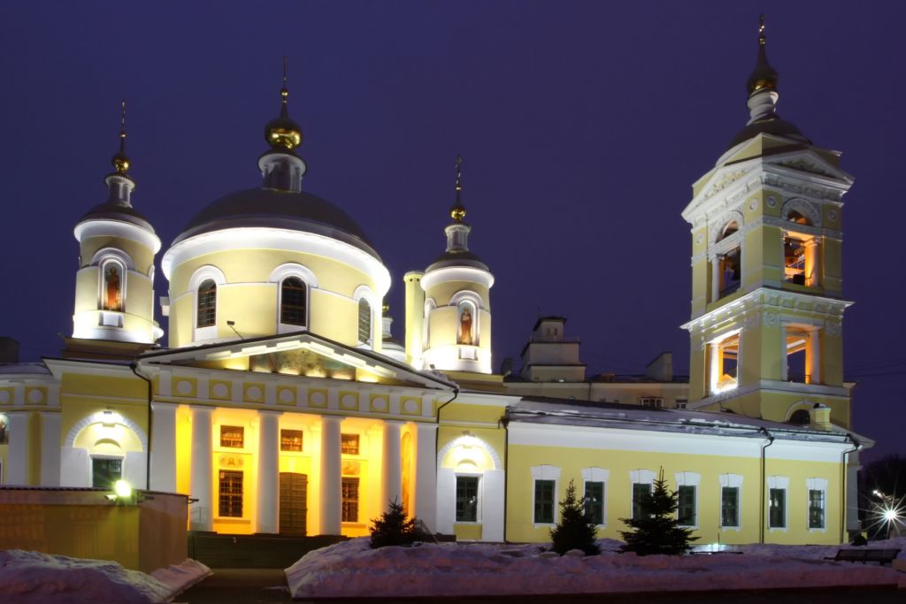 Троицкий собор вечер