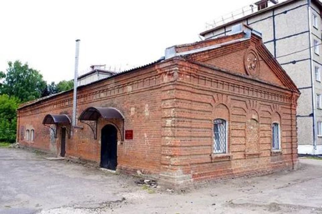 Здание старинного амбара