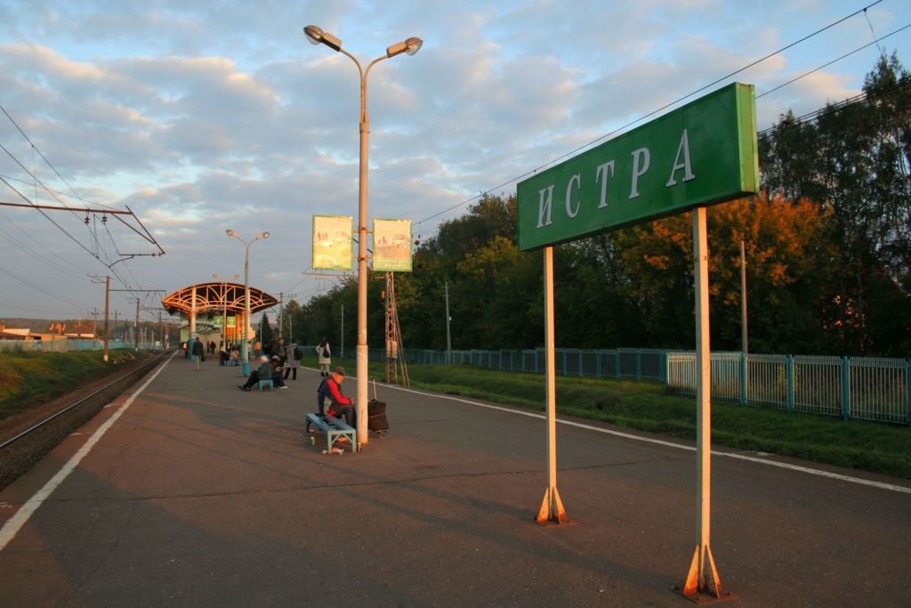 Платформа была построена в 1990 году