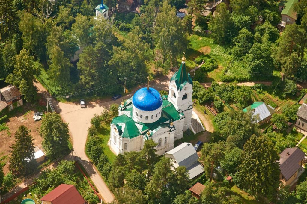 Церковь Троицы Живоначальной в Троицком