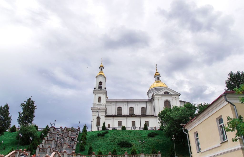 Является памятником архитектуры ретроспективно-русского стиля