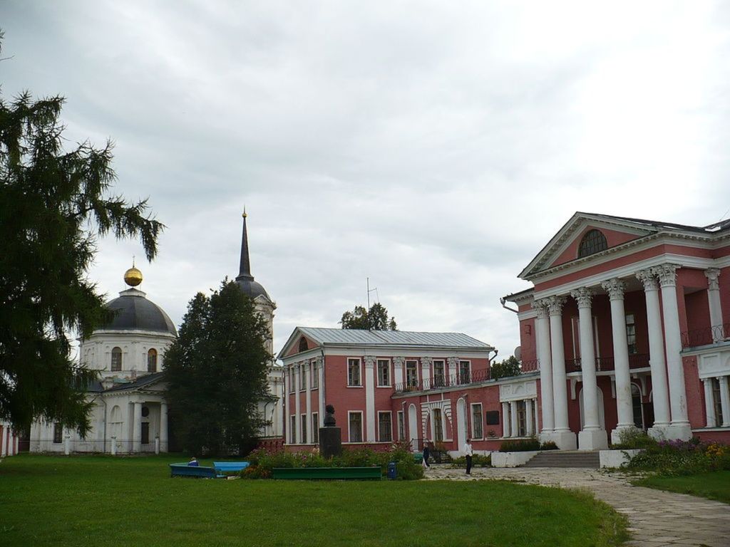 Поэт и его супруга неоднократно бывали здесь в 1833 – 1834-х годах
