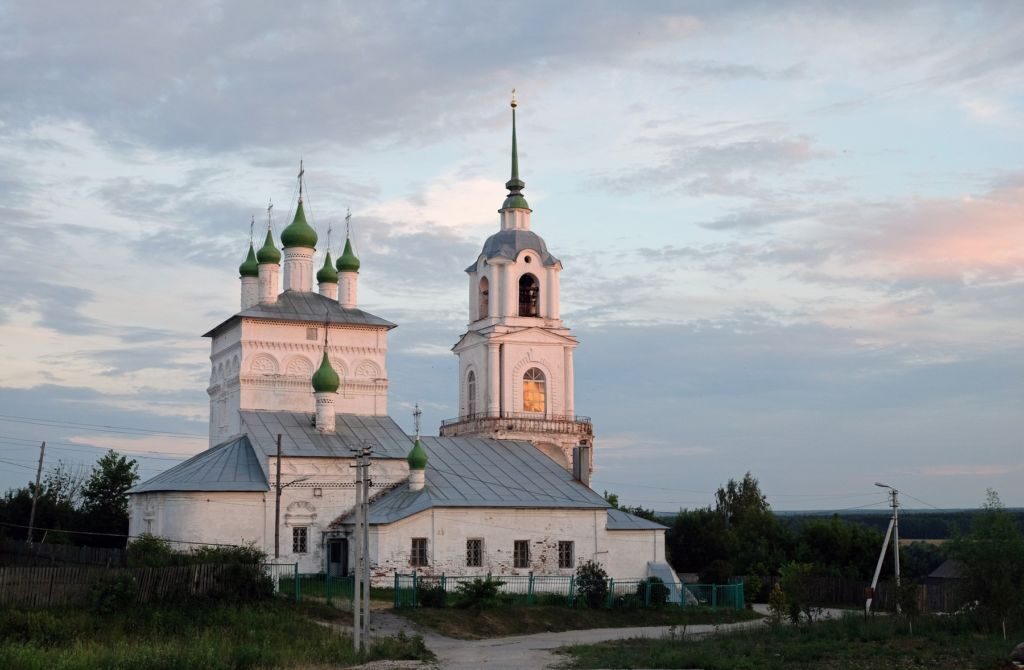 Вид на храм