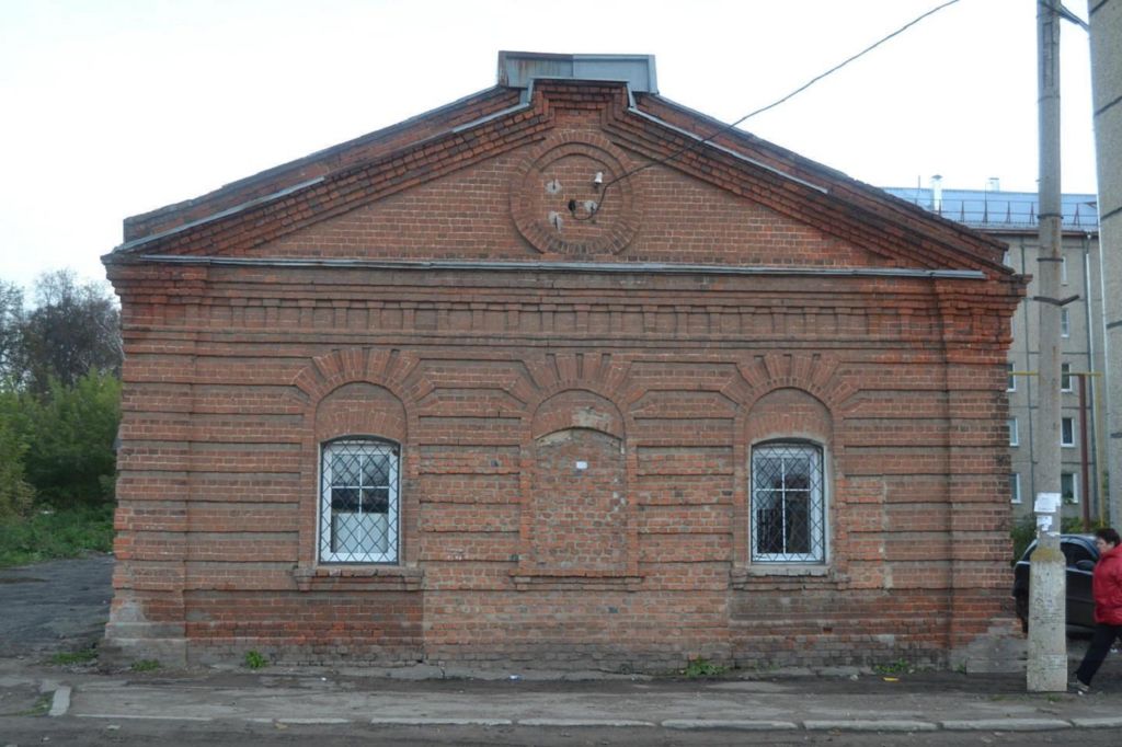Здание старинного амбара