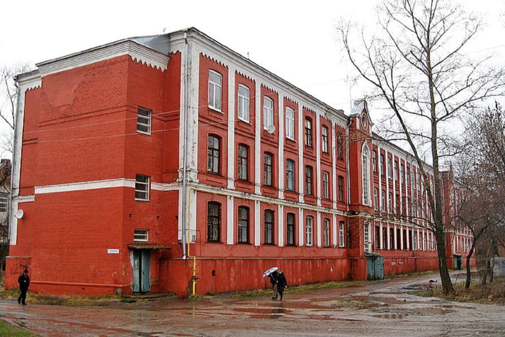 Фабрика Париж