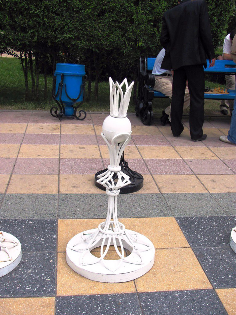 Королева