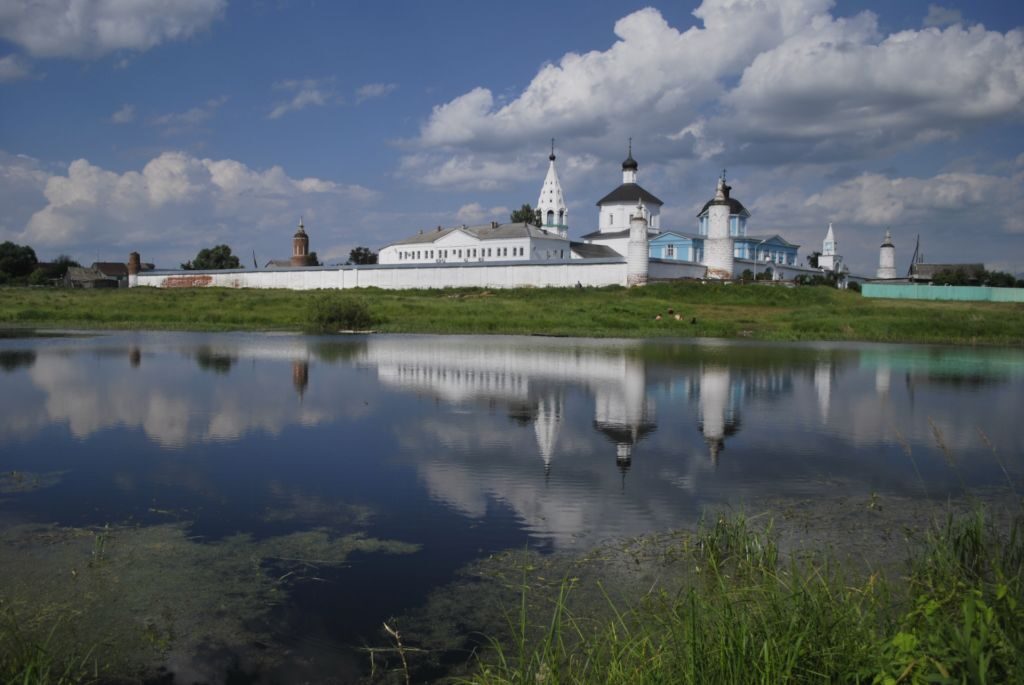 Бобренев монастырь