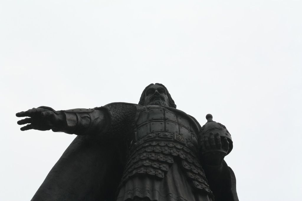 Князь Владимир Храбрый – один из основателей Высоцкого мужского монастыря