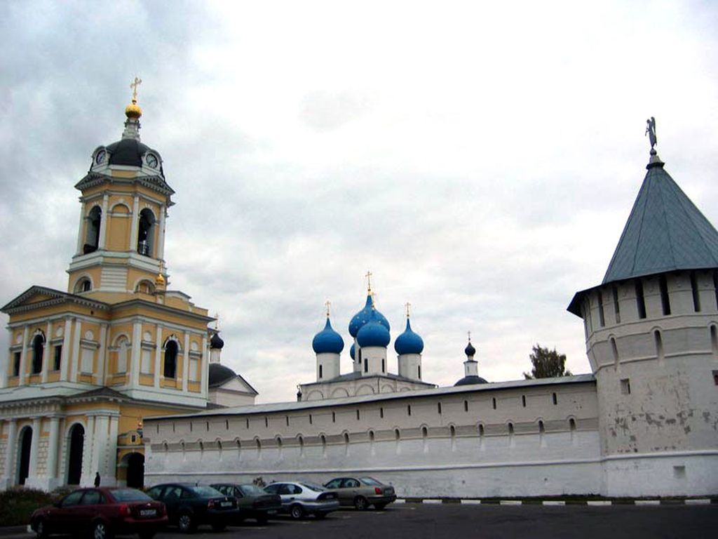 Построили монастырь по заказу Сергия Радонежского